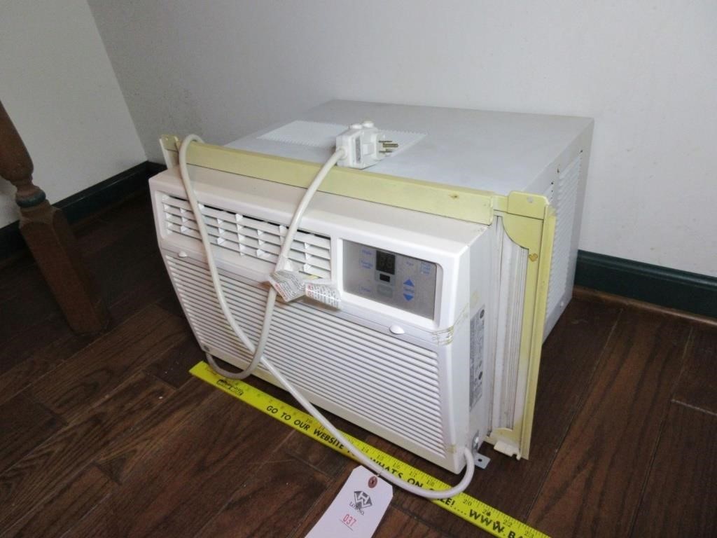 GE air conditioner 8000 BTU
