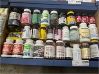 1 LOT ASSORTED VITAMINS/HEALTH AND BEAUTY