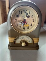 SEIKO MICKEY MOUSE MUSIC CLOCK