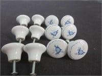 (12) pc Porcelain Pull Knobs w/Blue Design