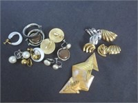 VTG Earrings , Clip & Pierced