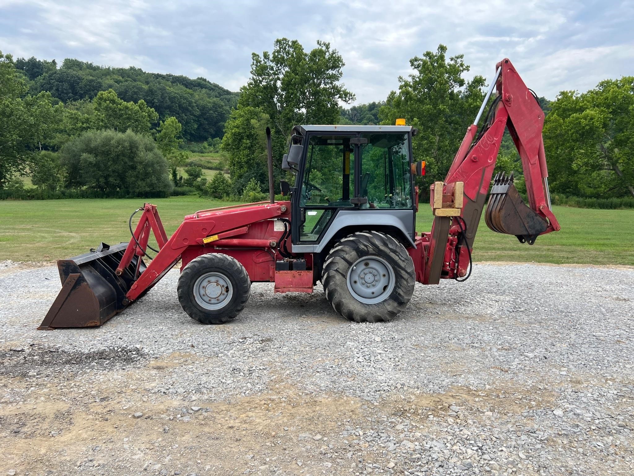 Fermec TLK 760 Loader Backhoe