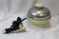 A Vintage Hanks Craft Egg Boiler