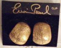 Erwin Pearl Etched Huggie Earrings NOC Clip $32