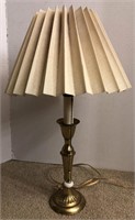 Small dresser lamps. Bidding on one times the qty.