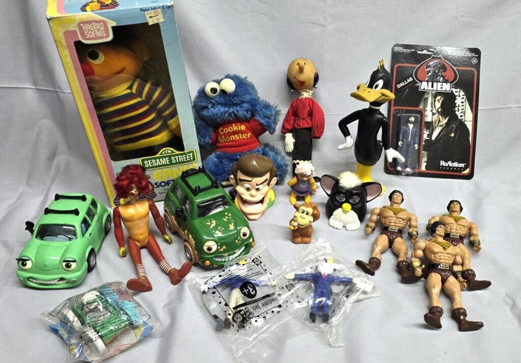 Vtg. STAR WARS-Toys-Games-Jewelry-Dolls-Electronics