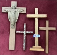 4 - CRUCIFIXES