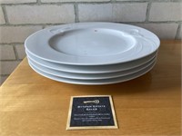 Set of 4 White Mikasa Classic Flair Lily Plates