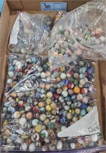 LOT OF VARIOUS MARBLES
