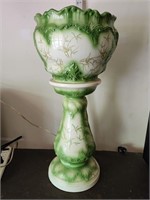 Trophy Vase On Pedestal view pictures
