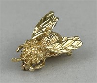 14K Gold Bee Pin Brooch.