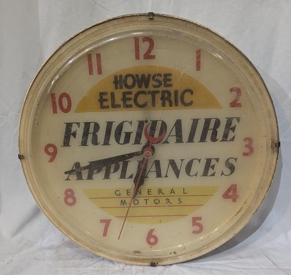 General Motors Frigidaire Appliances Clock