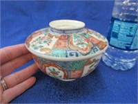 antique chinese imari porcelain covered bowl