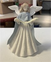 LLADRO Brio Angel Navidad cantante