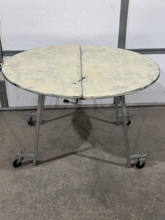 HEAVY DUTY ROUND PORTABLE TABLE WOOD TOP