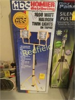 1000 watt twin halogen lights NIB