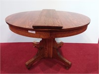 Vintage Oak Table w/Leaf