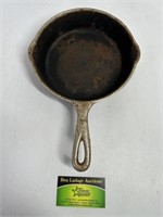 Wagner No. 5 Cast Iron Skillet