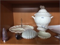Assorted porcelain lot (7)