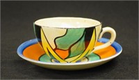 Clarice Cliff bizarre cup "Double V" pattern