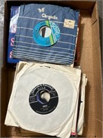 Lot of 40 Vintage Vinyl 45-Records. Foreigner