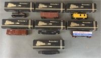 7pc Vtg Mcgow’s HO Wood Model Trains In Box