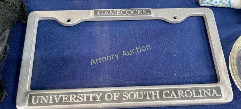 VINTAGE GAMECOCK USC LICENSE TAG FRAME