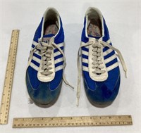 Vintage 1970s Kinney NBA Shoes Size 10