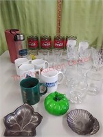 Glassware & mugz