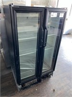 True GDM-30-LD 2 Glass Door Refrigerator