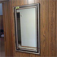 M101 Large hall mirror