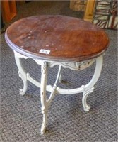 Decorative Table; 20" diam;