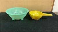 1956 Tupperware jadeite green plastic colander