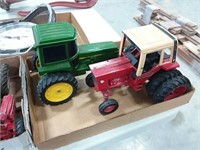 RC JD Tractor, IH Tractor