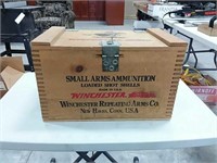 Winchester wooden ammo box