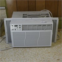 GE 6000 BTU Air Conditioner