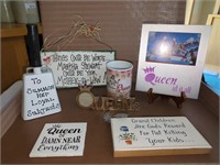 "Queen of it All" Lot- Queen frame, cup, sign,