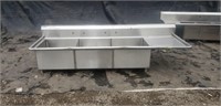 STAINLESS STEEL 3 COMPARTMENT SINK W/ 24" RIGHT