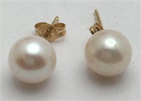 14k Gold Pearl Earrings