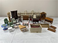 Dollhouse furniture