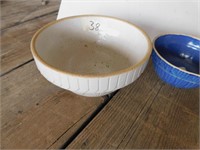 Pair of pottery bowls