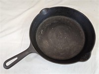 Cast Iron GRISWOLD Skillet Marked 8