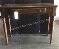 Thomasville Entry Table 42L x 22W x 30H