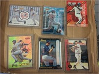 5 1999 SPECIALTY AND NUMBERED BASEBALL CARDS