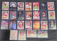 25 Patrick Mahomes Football Card Lot