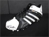 BO JACKSON SIGNED CLEAT SHOE COA