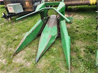 John Deere 2 row corn head - 30"