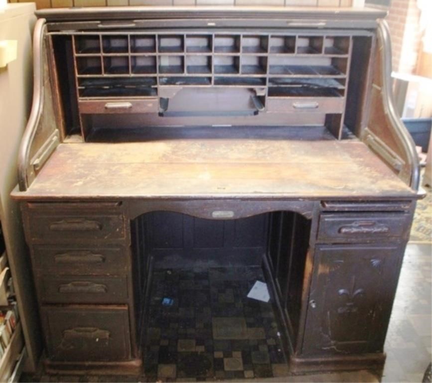 Antique Roll Front Desk (As is/Does Not Close)