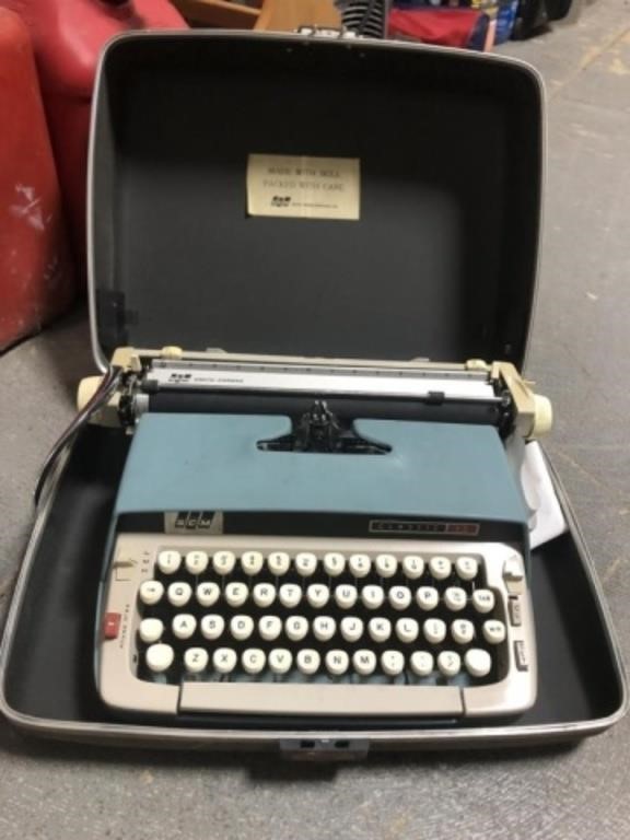 TYPEWRITER