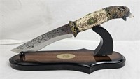 New Wolf Knife W/ Display Stand